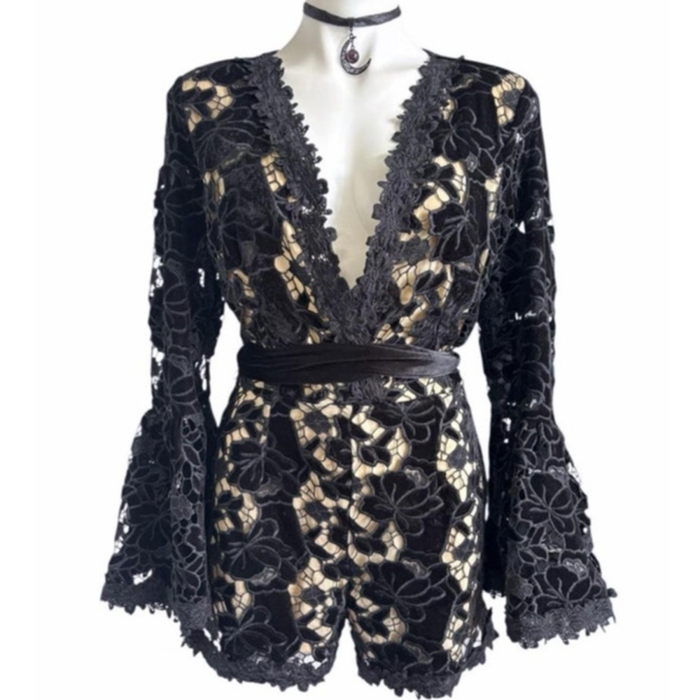 Whimsigoth Black Lace Velvet Super Bell Sleeve Romper Vampire Dark Romantic - Picture 2 of 7